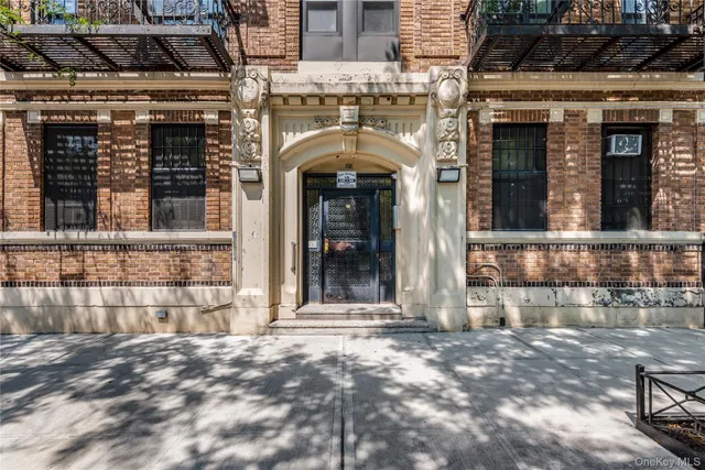 $425,000 | 95 South 10th Street, Unit 22 | Williamsburg