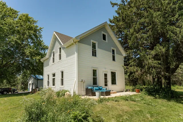 $599,000 | 69311 280th Avenue, Kasson, MN 55944