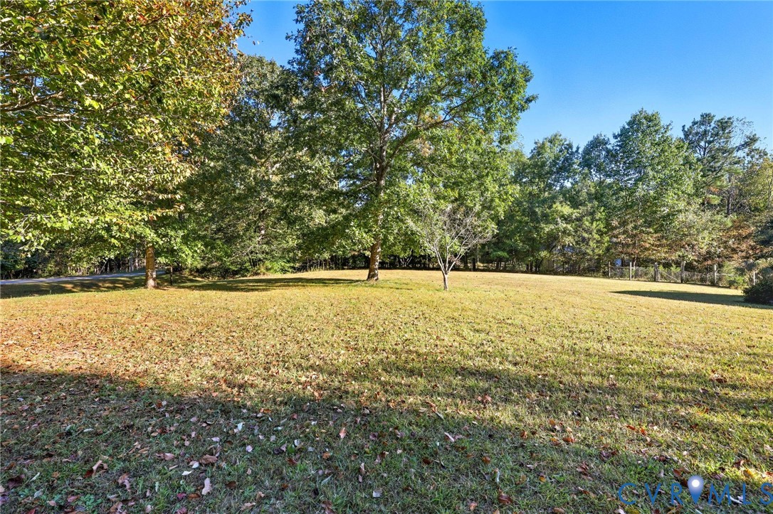 7410 Richmond Road Amelia Court House, VA 23002 - Photo 4 of 39 a view of outdoor space and yard