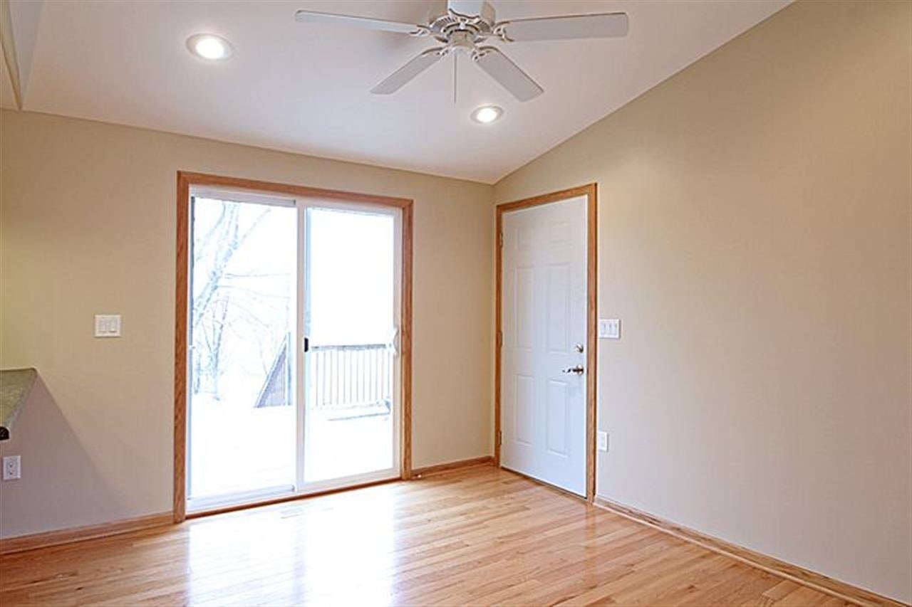 3034 Rohret Road Southwest Iowa City, IA 52246 - Photo 5 of 25 Gallery Image 5