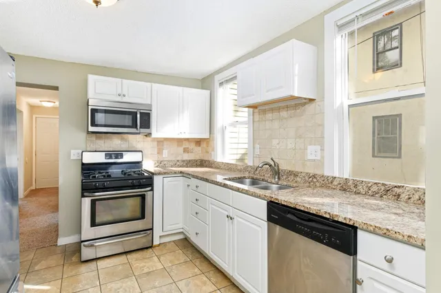 $525,000 | 3217 Dupont Avenue South, Minneapolis, MN 55408