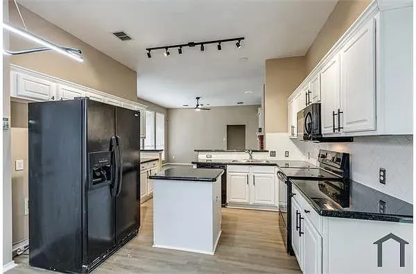 $3,400 | 11304 Amber Valley Drive, Frisco, TX 75035