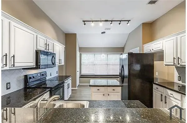 $3,400 | 11304 Amber Valley Drive, Frisco, TX 75035