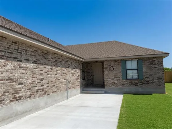 $1,250 | 45 Phillip Court, Chalmette, LA 70043