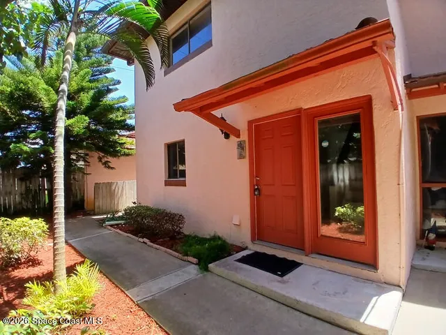 $2,300 | 4125 Ocean Beach Boulevard, Unit 6, Cocoa Beach, FL 32931