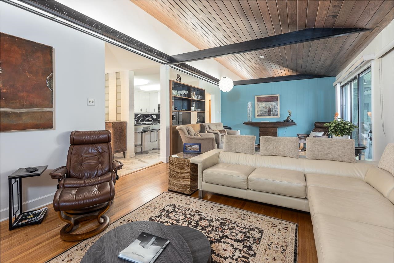 110 Wallace Road Memphis, TN 38117 - Photo 8 of 25 a living room with furniture and wooden floor