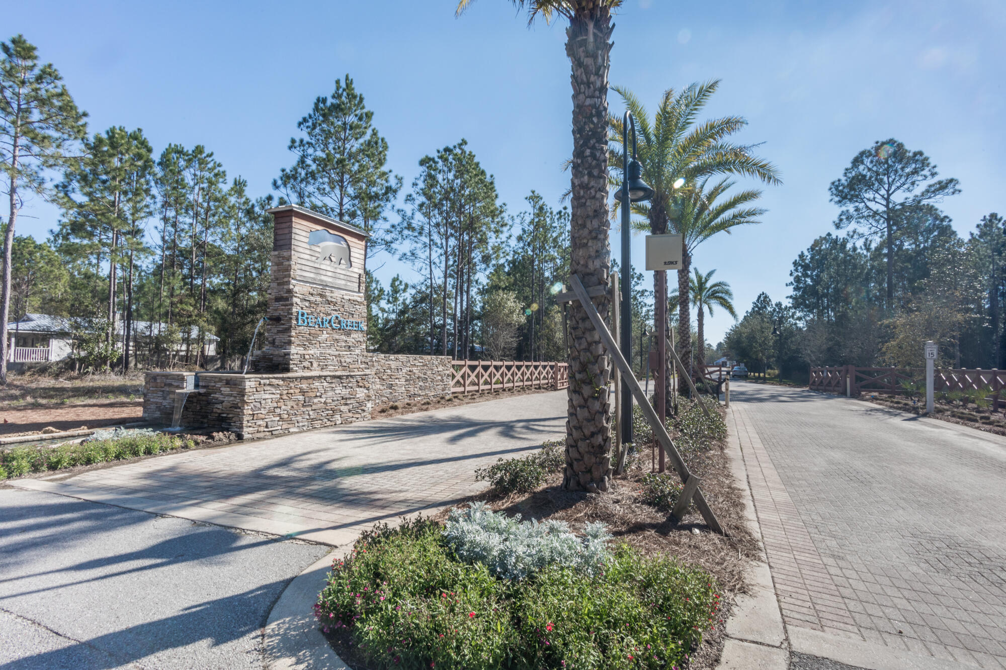 190 Bear Creek Boulevard Freeport, FL 32439 - Photo 6 of 85