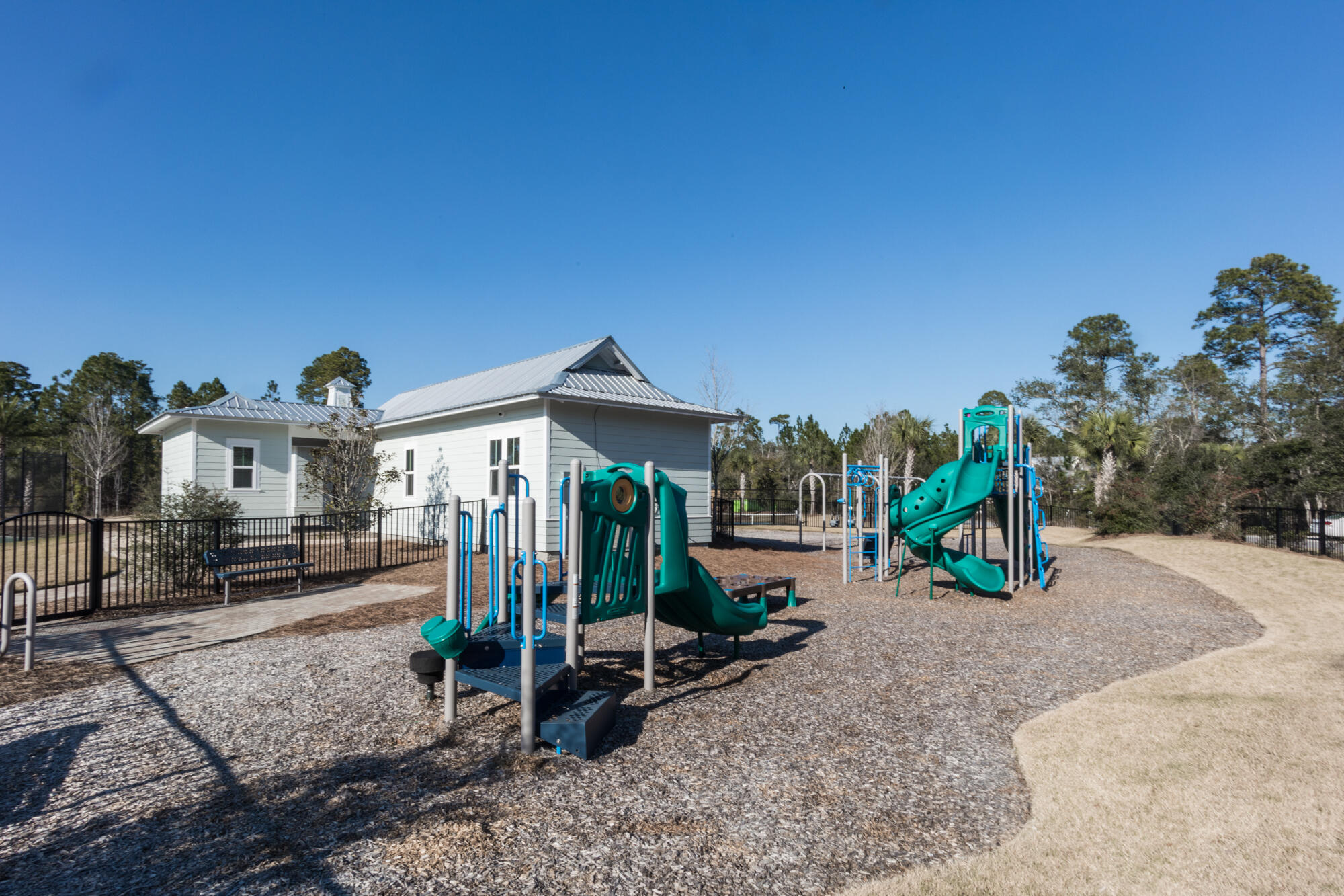 190 Bear Creek Boulevard Freeport, FL 32439 - Photo 71 of 85 a view of outdoor space deck and backyard