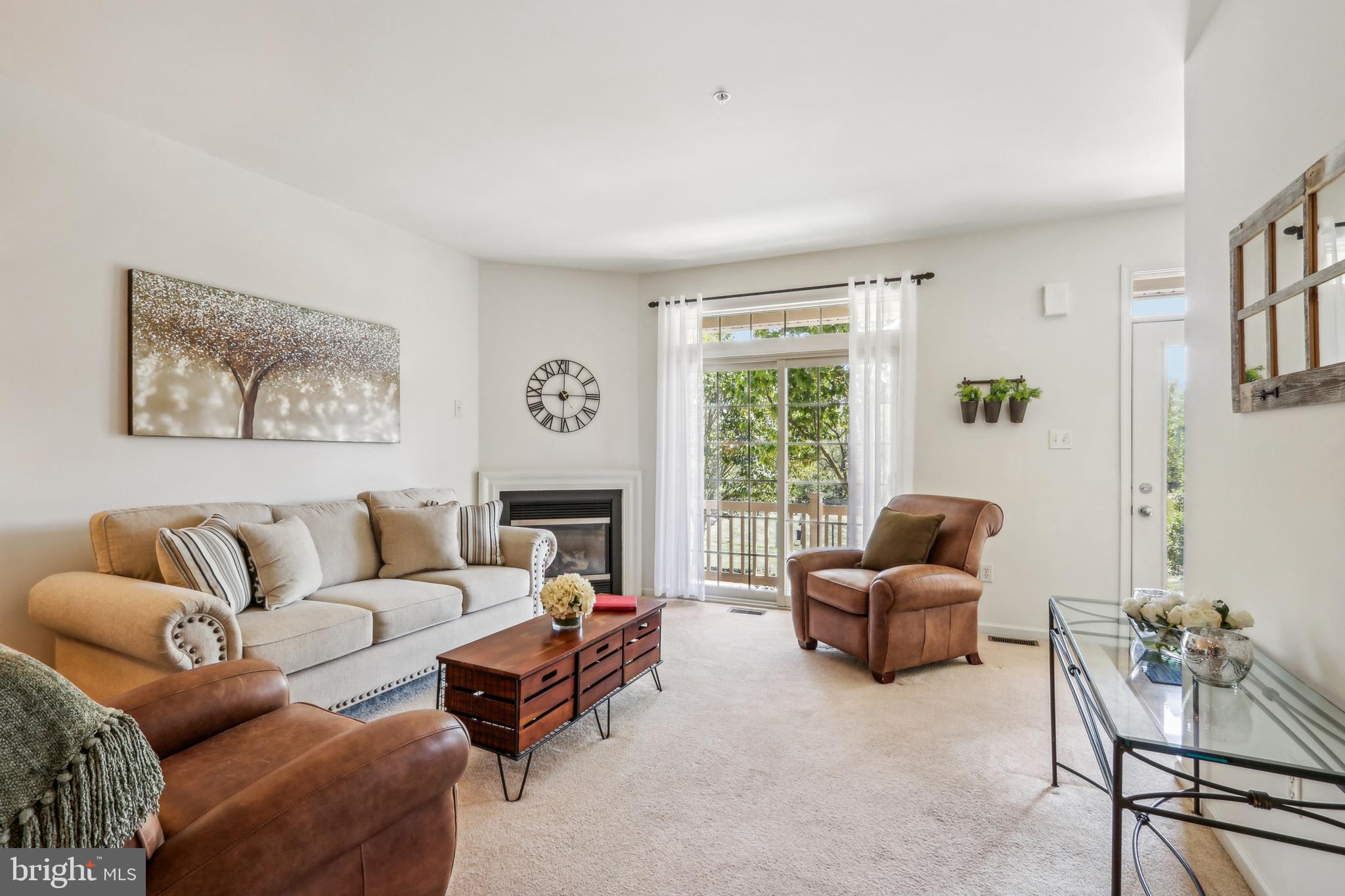 509 Ridgeview Court Sellersville, PA 18960 - Photo 6 of 20 a living room with furniture and a window