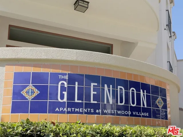 $6,995 | 1040 Glendon Avenue, Unit 4145, Los Angeles, CA 90024