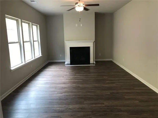 $2,190 | 213 Creek View Place, Canton, GA 30114