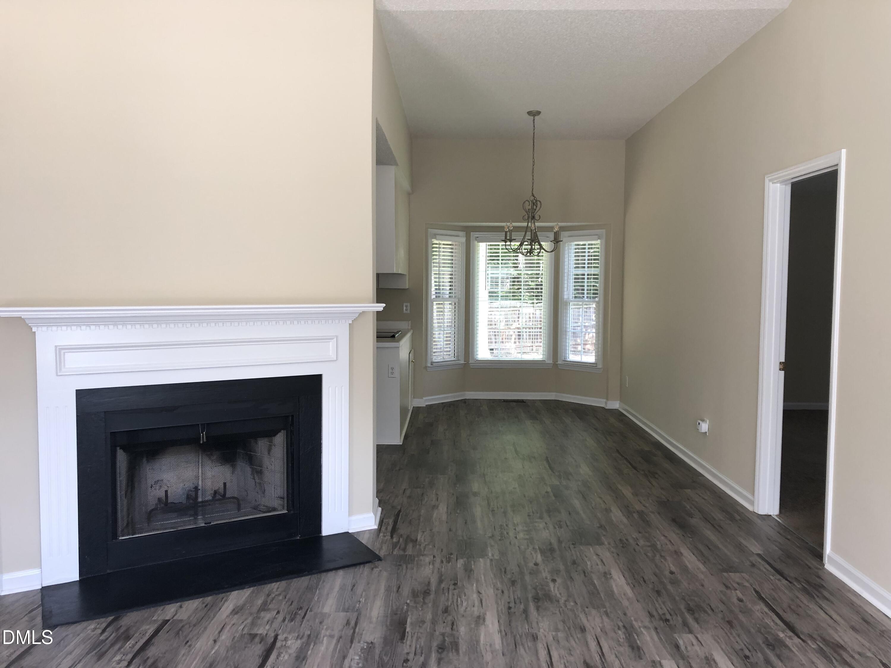 8020 Finland Drive Raleigh, NC 27612 - Photo 4 of 12 IMG_2229