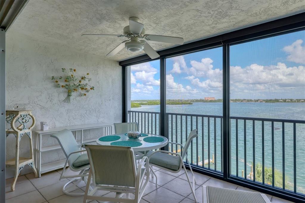 9011 Midnight Pass Road, Unit 426 Sarasota, FL 34242 - Photo 29 of 54