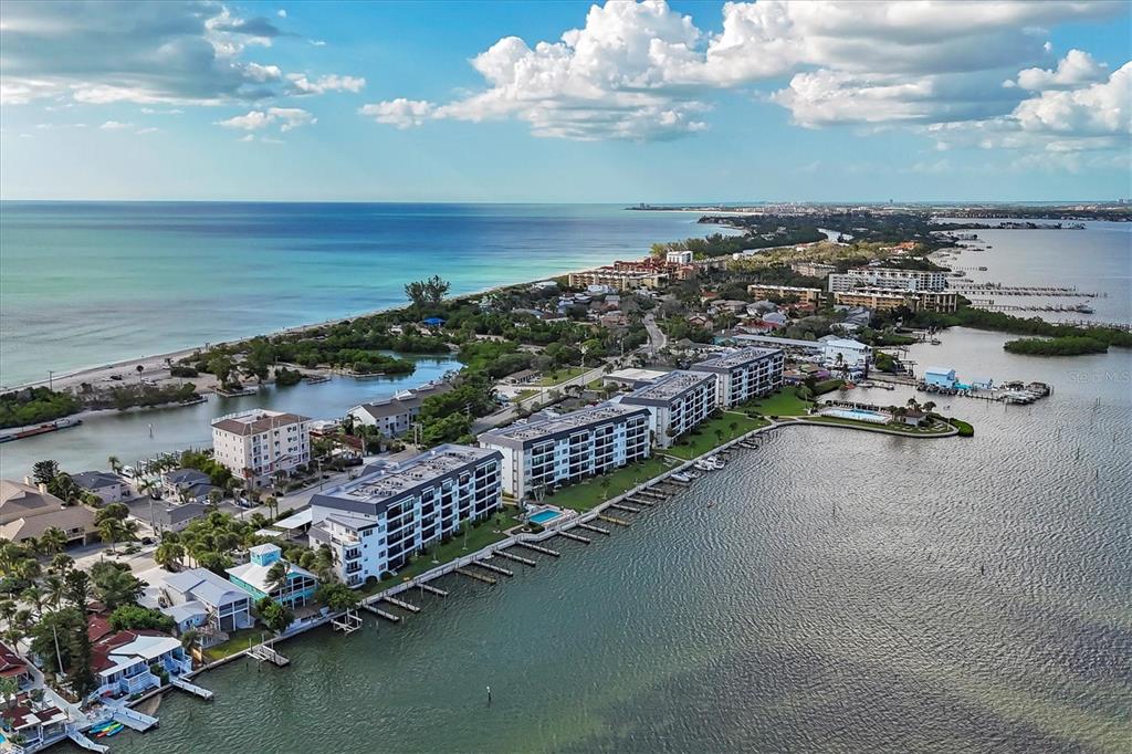 9011 Midnight Pass Road, Unit 426 Sarasota, FL 34242 - Photo 35 of 53