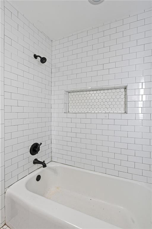 280 Holly Road Northwest Atlanta, GA 30314 - Photo 19 of 38 Gallery Image 19