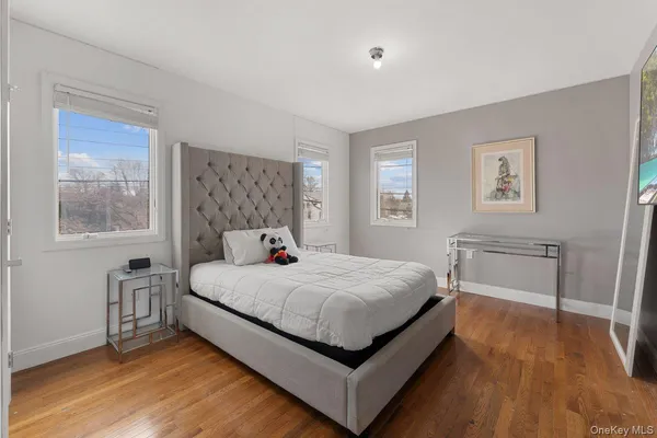 $1,299,000 | 1136 West Broadway, Hewlett, NY 11557