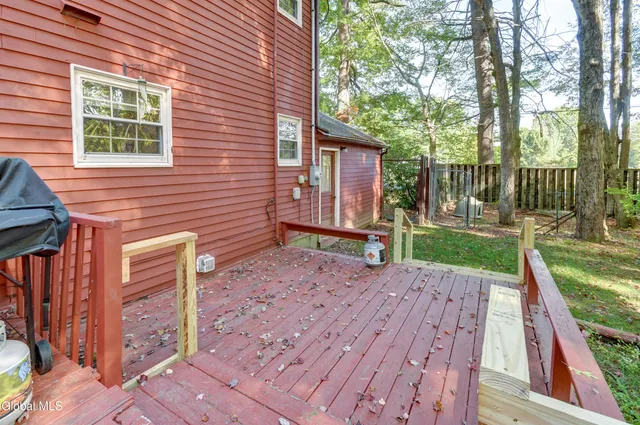 $342,000 | 103 Cedar Lane, Broadalbin, NY 12025