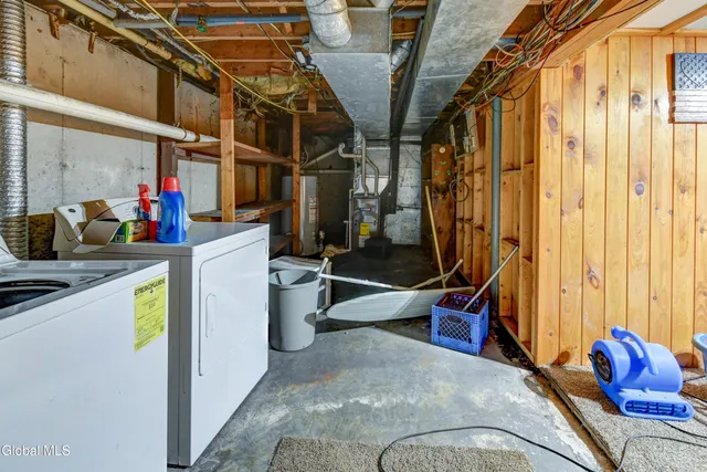 $342,000 | 103 Cedar Lane, Broadalbin, NY 12025