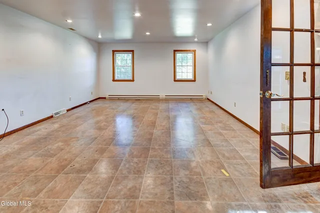 $342,000 | 103 Cedar Lane, Broadalbin, NY 12025