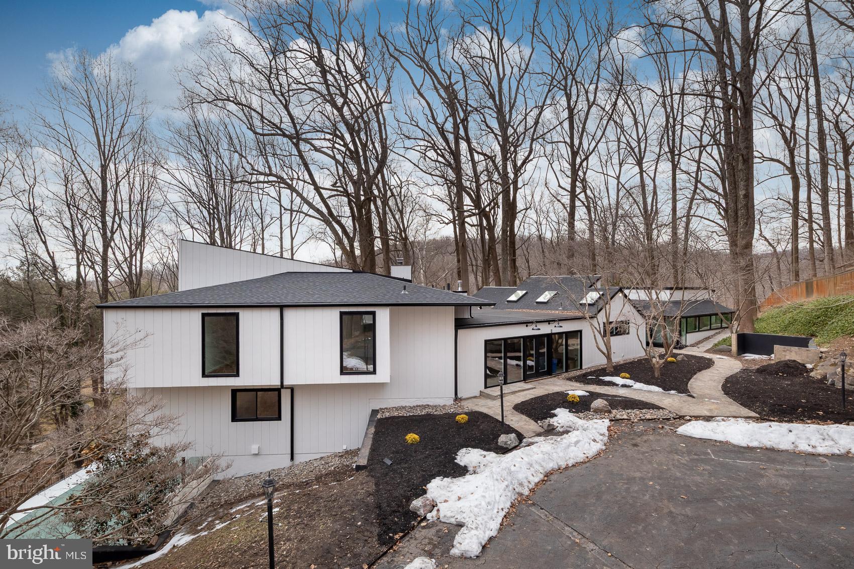 903 Ivy Hill Road Cockeysville, MD 21030 - Photo 2 of 95 Modern home nestled in serene woodlands.