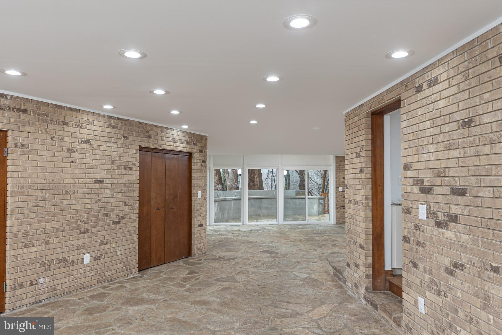 903 Ivy Hill Road Cockeysville, MD 21030 - Photo 34 of 95 Spacious entryway with natural stone flooring.
