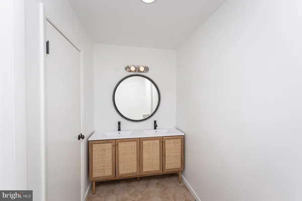 $1,995,000 | 903 Ivy Hill Road, Cockeysville, MD 21030