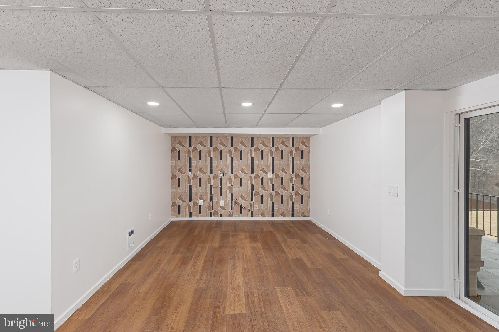 903 Ivy Hill Road Cockeysville, MD 21030 - Photo 78 of 95 Modern space with unique accent wall.