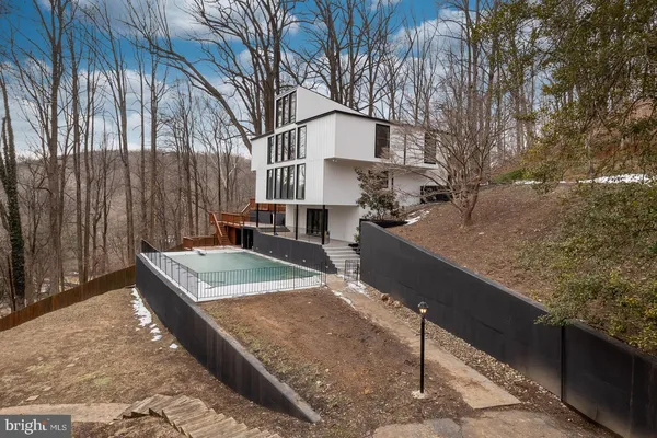 $1,995,000 | 903 Ivy Hill Road, Cockeysville, MD 21030