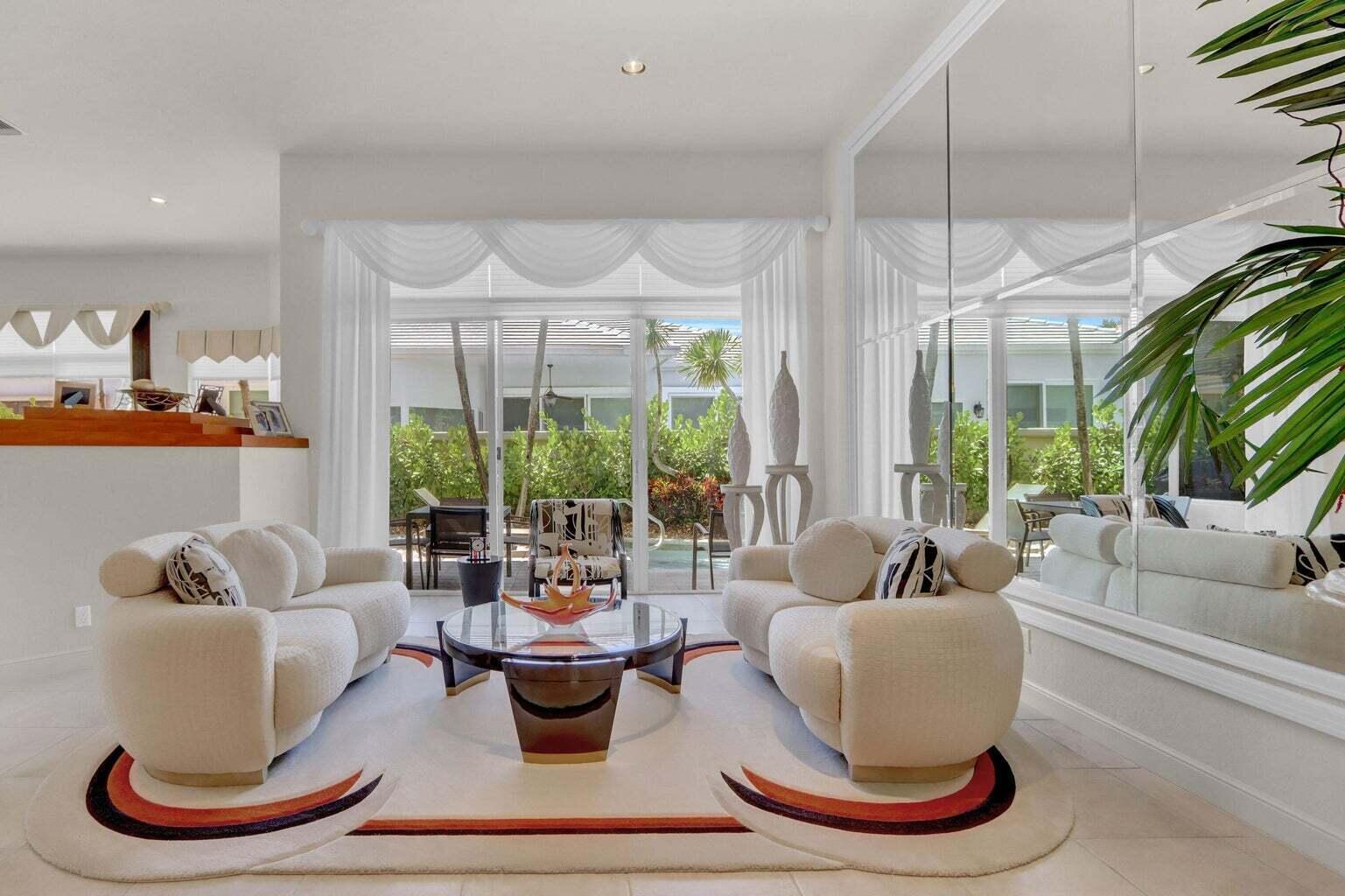 6255 Northwest 42nd Way Boca Raton, FL 33496 - Photo 4 of 16 Living Room