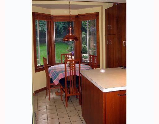 5846 Darlington Road Pittsburgh, PA 15217 - Photo 5 of 8 Kitchen. Eat-in kitchen with windows overlooking the back yard
