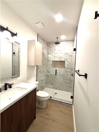 $1,400 | 4 Estevan Street, Mission, TX 78573
