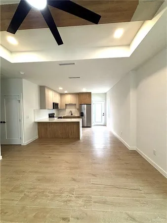 $1,400 | 4 Estevan Street, Mission, TX 78573