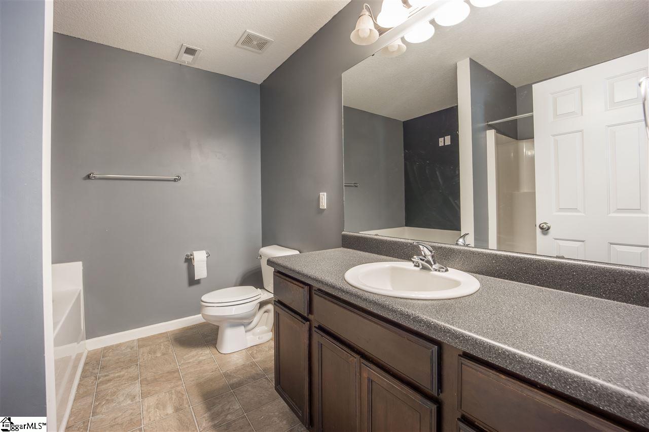 106 Tigris Way Greenville, SC 29607 - Photo 10 of 25 Gallery Image 10