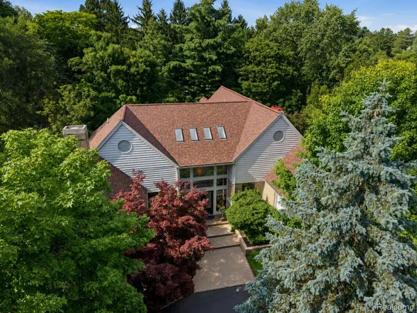 $2,099,000 | 3104 Quarton Road, Bloomfield Hills, MI 48304
