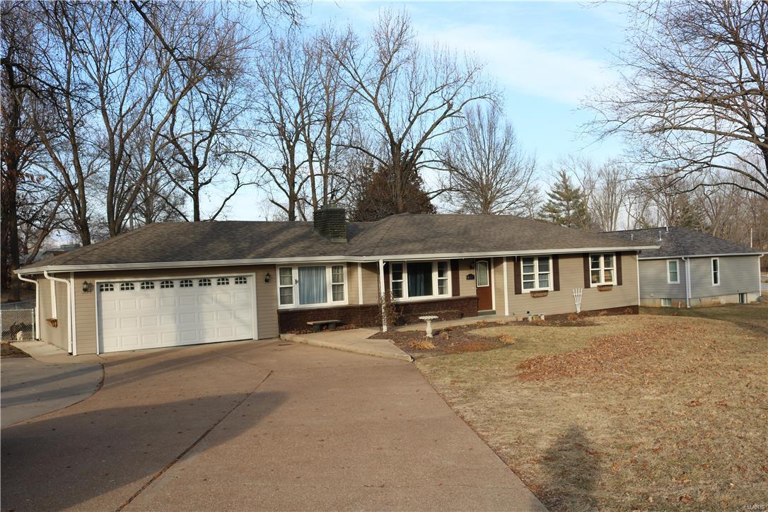 627 Kehrs Mill Road Ballwin, MO 63011 - Photo 1 of 17 Gallery Image 1