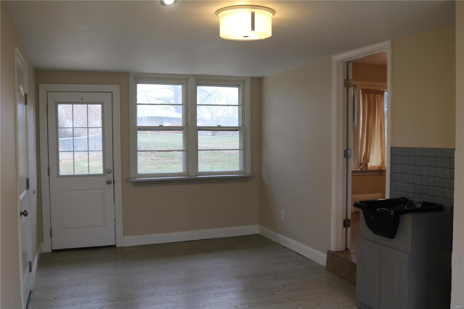 627 Kehrs Mill Road Ballwin, MO 63011 - Photo 15 of 17 Gallery Image 15