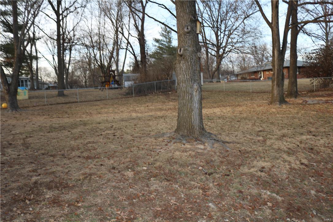 627 Kehrs Mill Road Ballwin, MO 63011 - Photo 16 of 17 Gallery Image 16