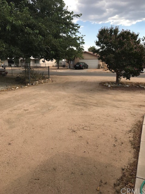 16088 Chestnut Street Hesperia, CA 92345 - Photo 9 of 9