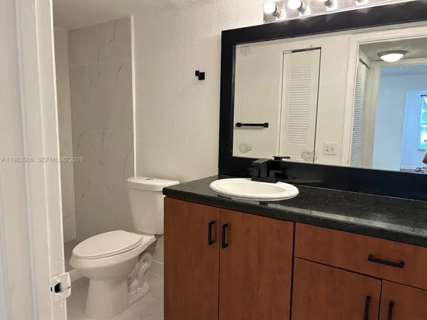 $2,000 | 12980 Vista Isles Drive, Unit 315, Sunrise, FL 33325