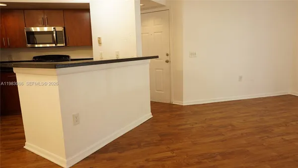 $2,000 | 12980 Vista Isles Drive, Unit 315, Sunrise, FL 33325