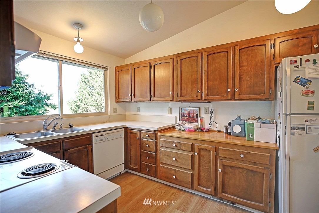 7710 Stauffer Road Stanwood, WA 98292 - Photo 6 of 30 Gallery Image 6