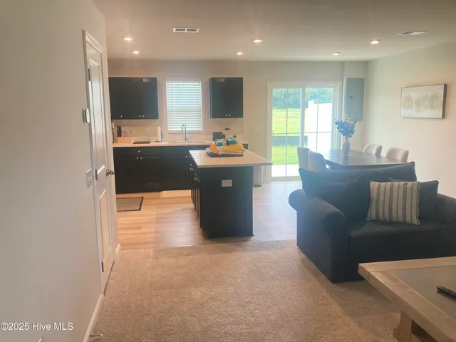 $1,800 | 3226 Edgemead Circle Northwest, Ash, NC 28420