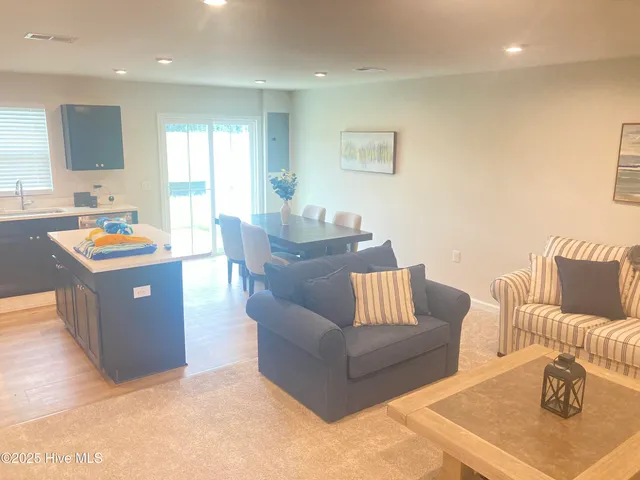 $1,800 | 3226 Edgemead Circle Northwest, Ash, NC 28420