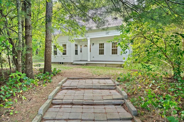 $749,900 | 285 Elm Street, Pembroke, MA 02359