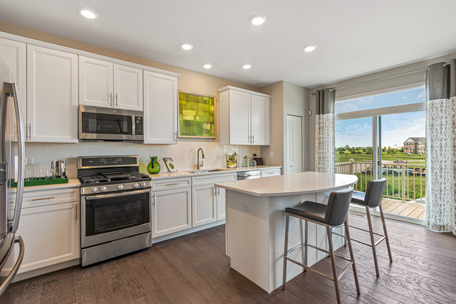 2014 Stuttle Road Batavia, IL 60510 - Photo 5 of 21