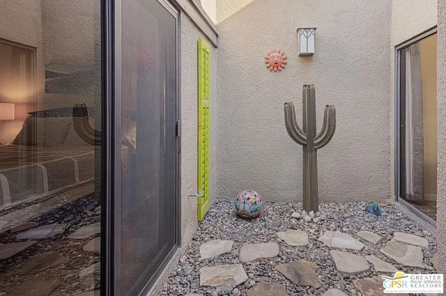 $679,000 | 1371 Tiffany Circle South, Palm Springs, CA 92262