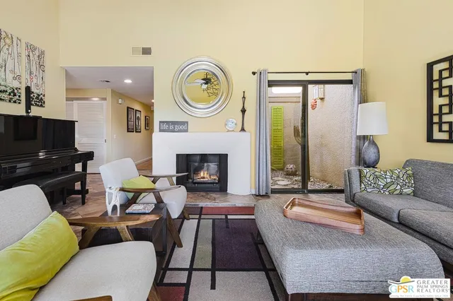 $679,000 | 1371 Tiffany Circle South, Palm Springs, CA 92262