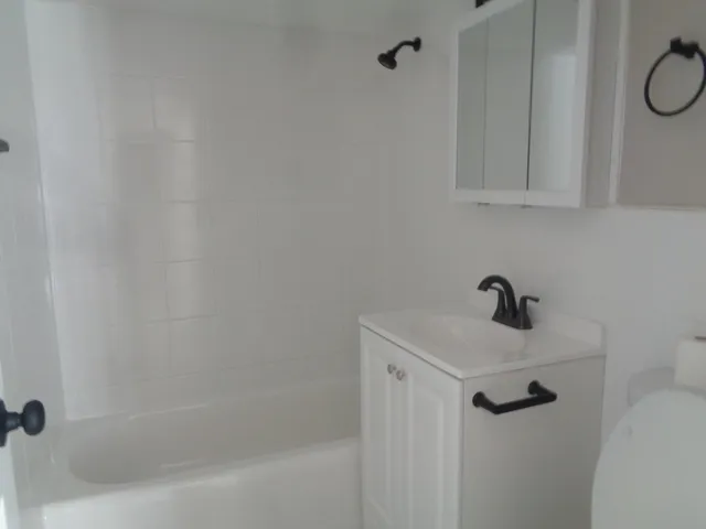 $1,550 | 10911 South Lloyd Drive, Unit 1, Worth, IL 60482