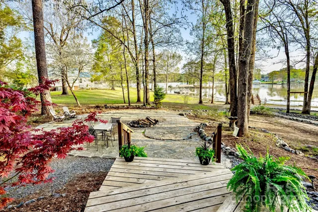 $749,500 | 242 Morninglow Drive, Winnsboro, SC 29180