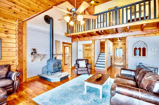 $749,500 | 242 Morninglow Drive, Winnsboro, SC 29180